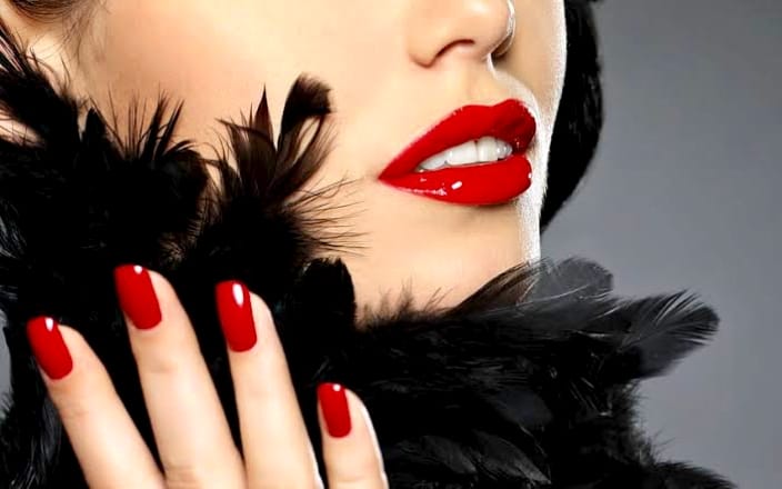 Bold Red Hot Lips